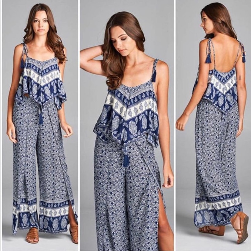 Cute two piece set.